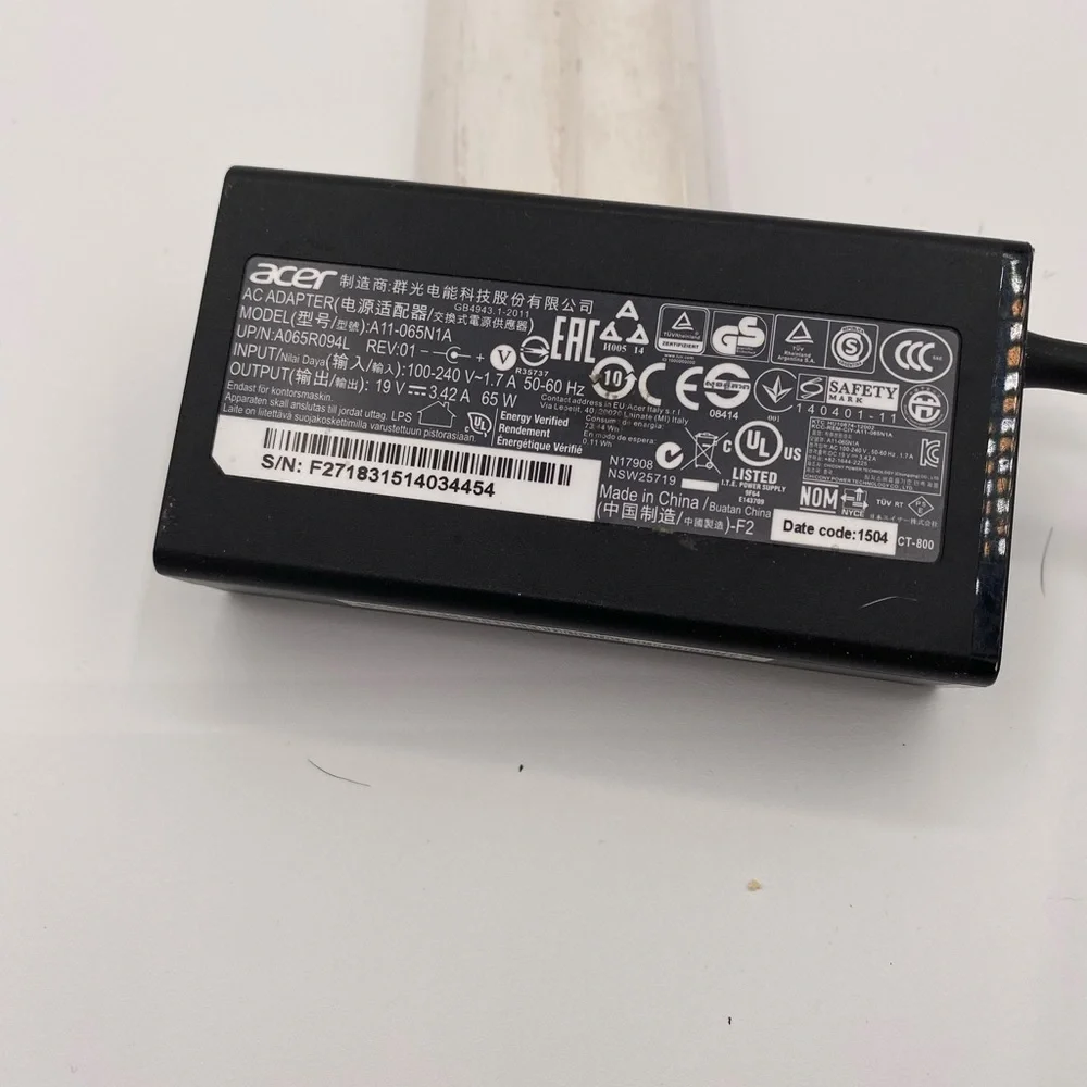(1) ACER A11-065N1A 19V 3.42A 65W Genuine Original AC Power Adapter Charger EUC